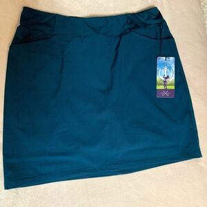 NWT Tee Time M Teal Skort Golf Resort Travel Active Pickleball Sporty